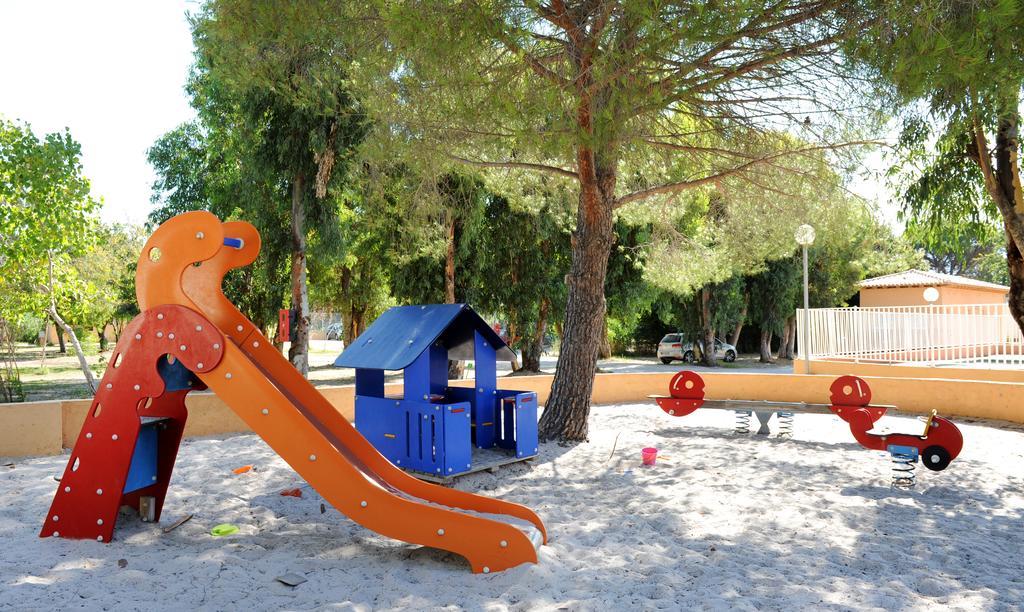 Camping Les Castors Calvi  Eksteriør bilde