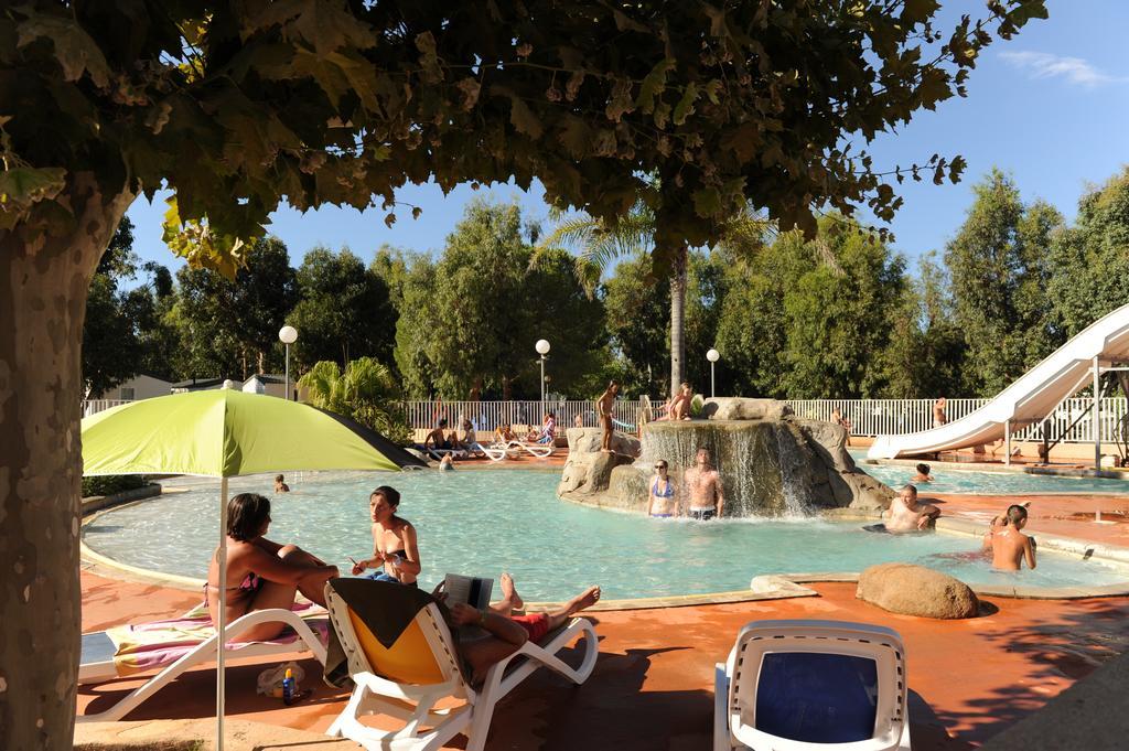 Camping Les Castors Calvi  Eksteriør bilde