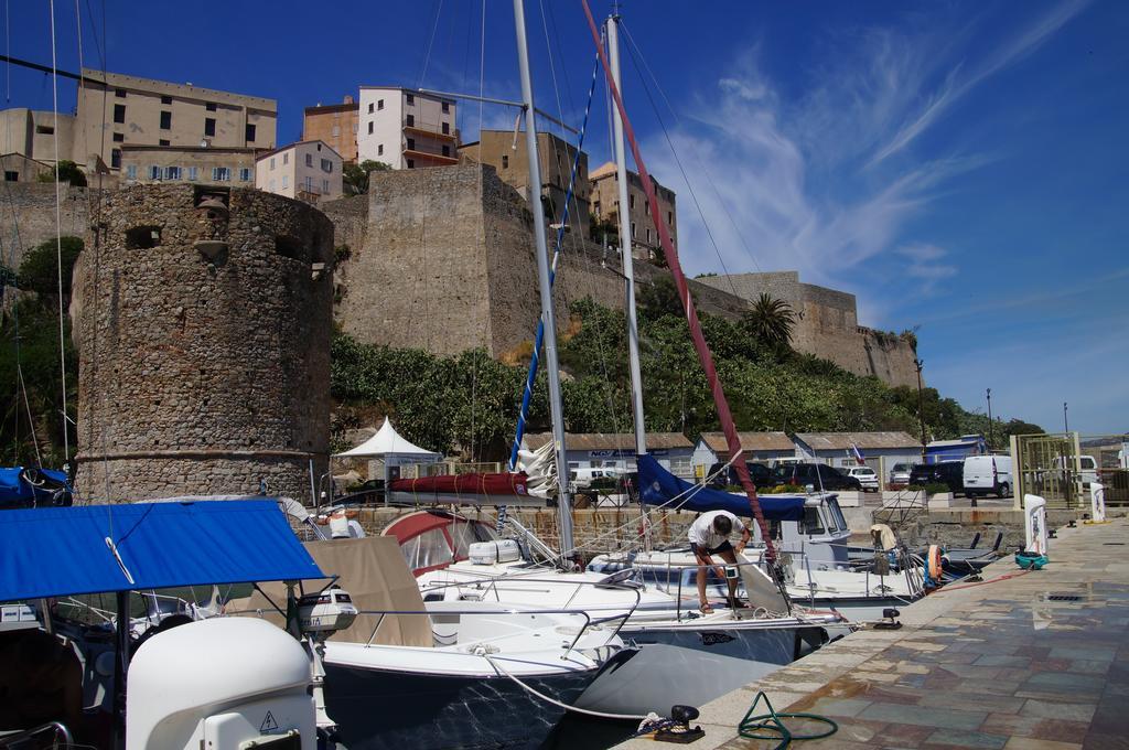 Camping Les Castors Hotell Calvi  Eksteriør bilde