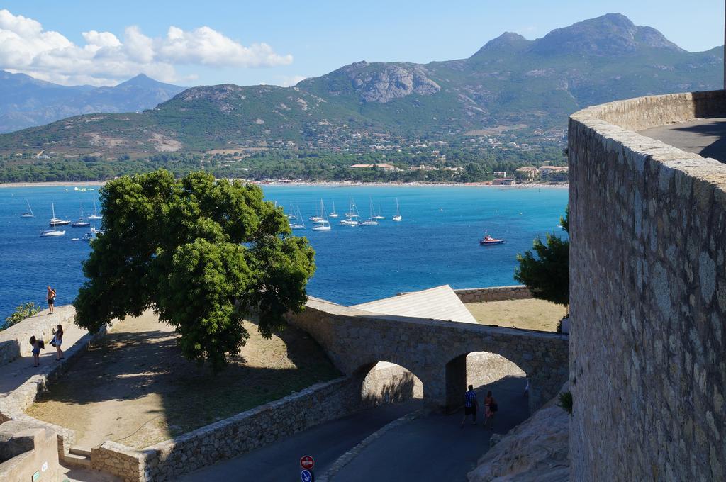 Camping Les Castors Hotell Calvi  Eksteriør bilde